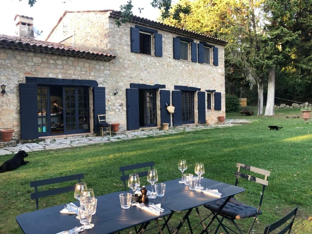 Ferme Le Pavillon Bed & Breakfast Bargemon Dış mekan fotoğraf