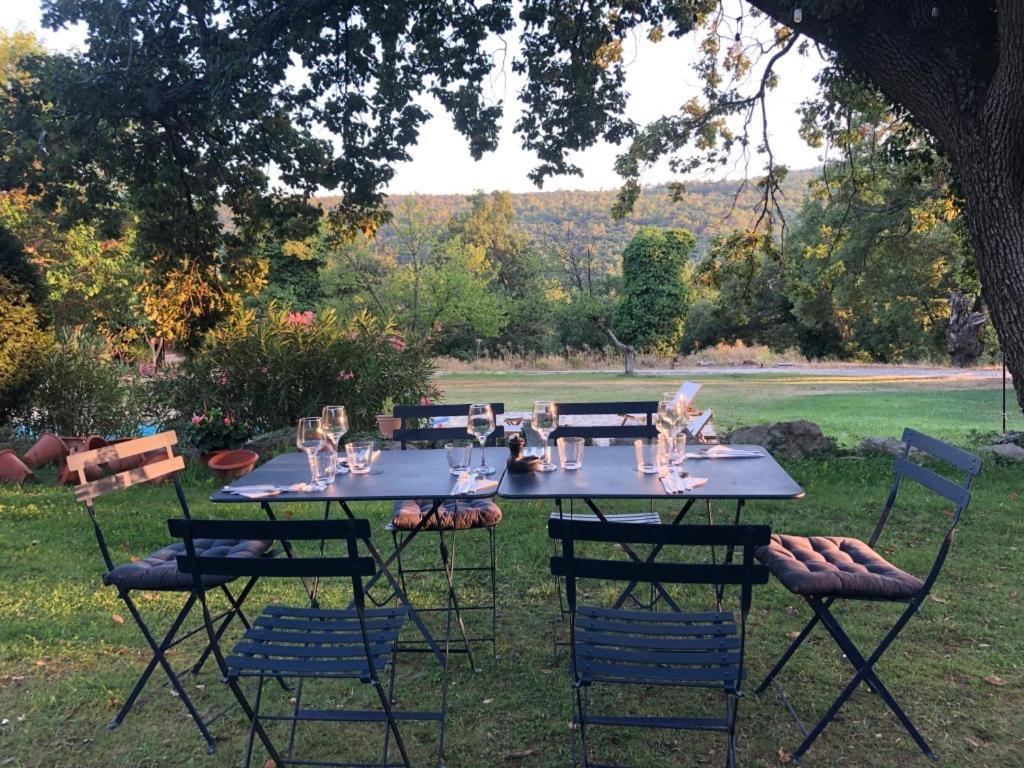 Ferme Le Pavillon Bed & Breakfast Bargemon Dış mekan fotoğraf